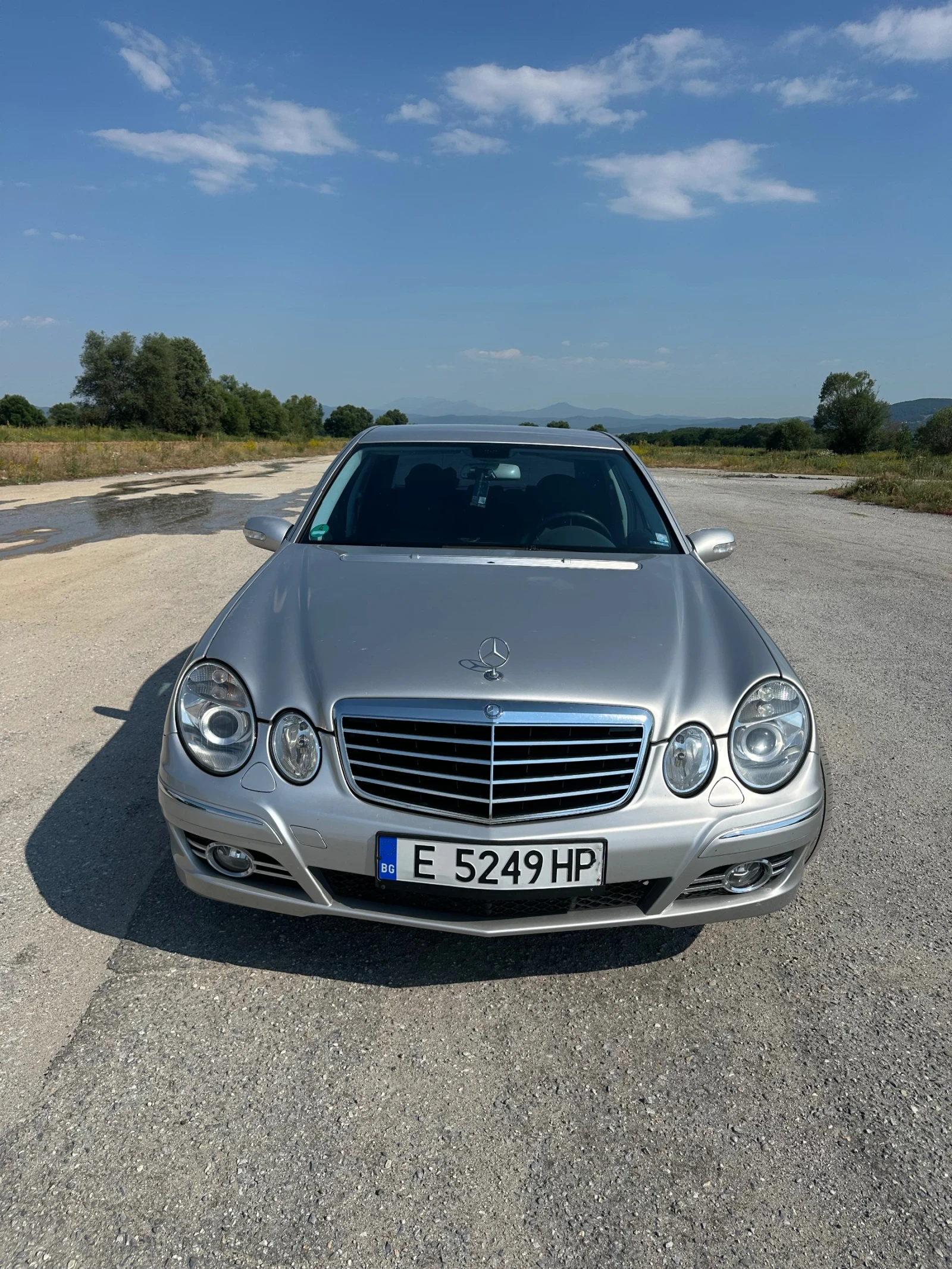 Mercedes-Benz E 240  - изображение 2