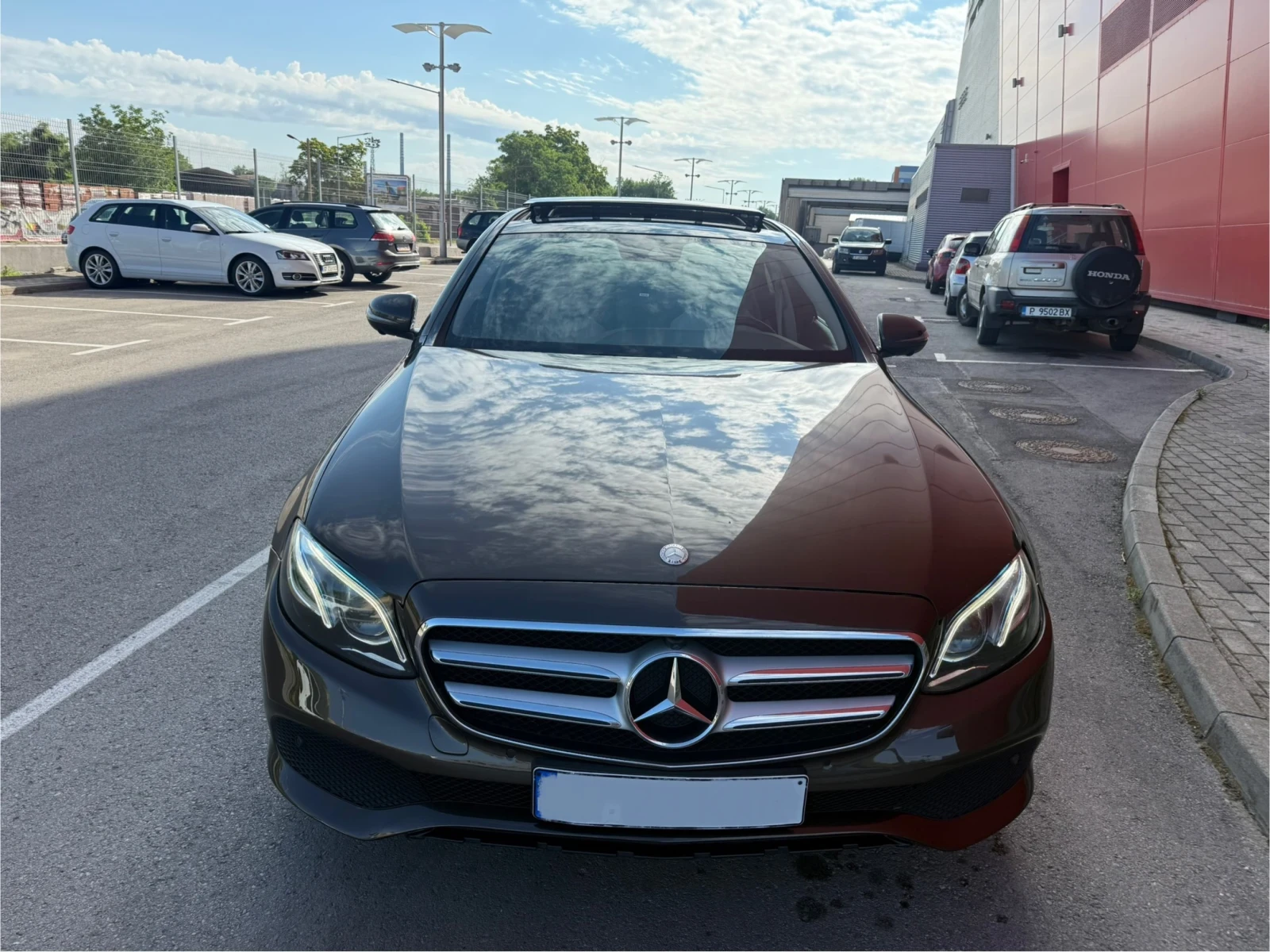 Mercedes-Benz E 350 Панорама* 258кс* 9G* Distronik - изображение 2