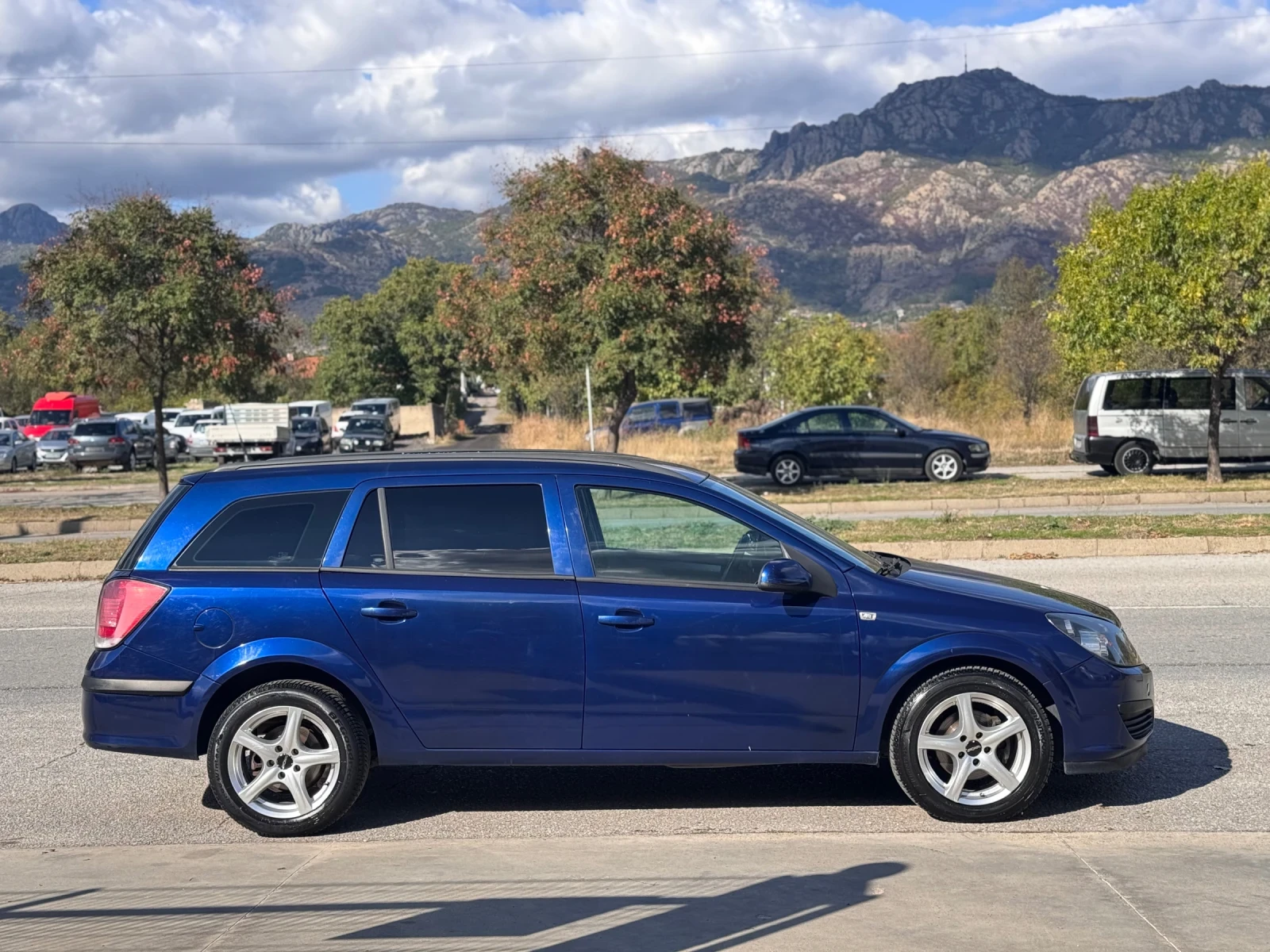 Opel Astra 1.7CDTI 101кс * НАПЪЛНО ОБСЛУЖЕН*  - изображение 6