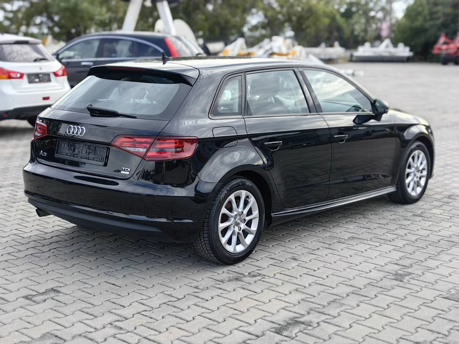 Audi A3  - изображение 3