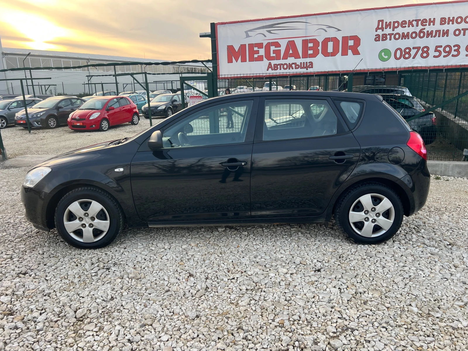 Kia Ceed 1.4i/105p.s-Hatchback | Mobile.bg � ����������� 6