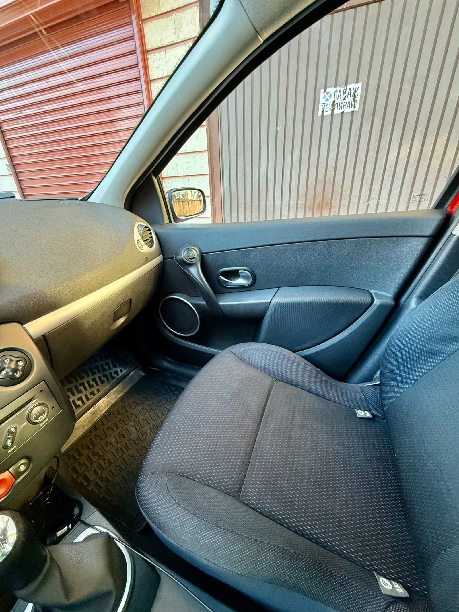 Renault Clio 1.4 ��� / ����������� | Mobile.bg � ����������� 12