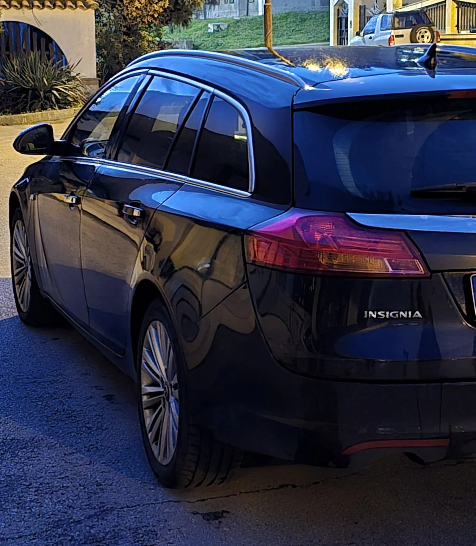 Opel Insignia Комби - изображение 3