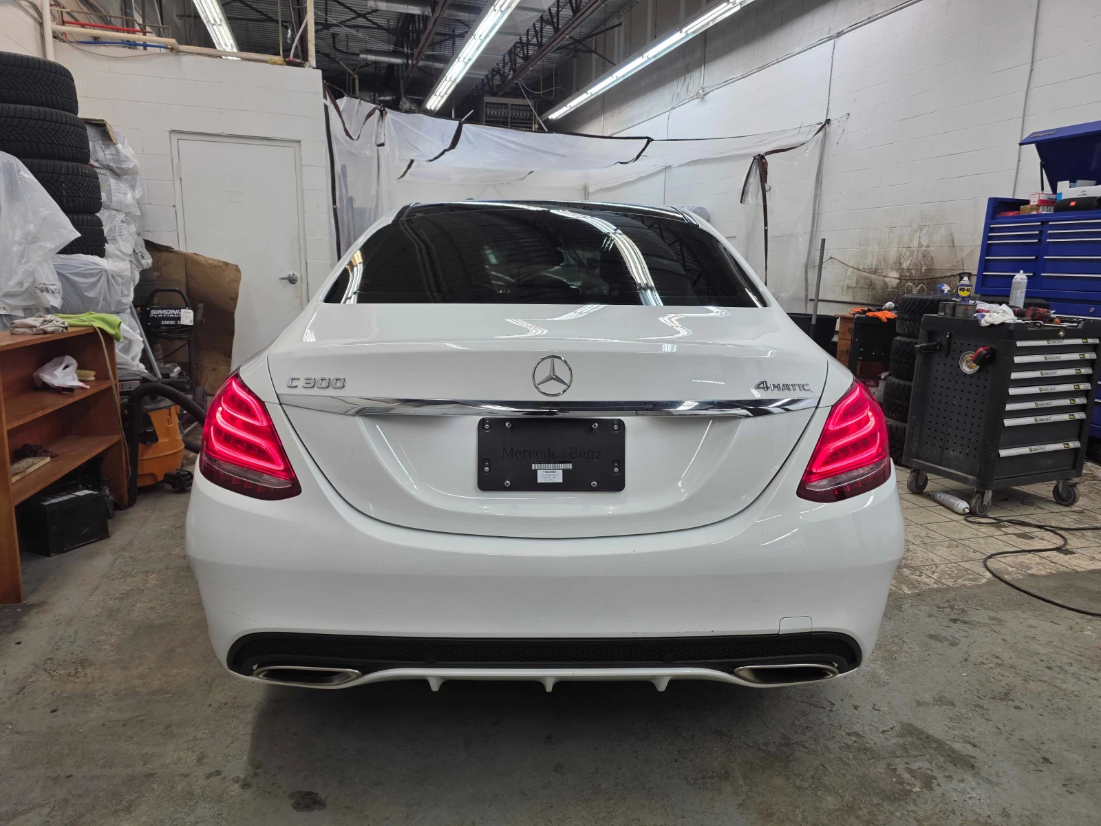 Mercedes-Benz C 300 * * CARFAX * * АВТО КРЕДИТ * *  - изображение 5