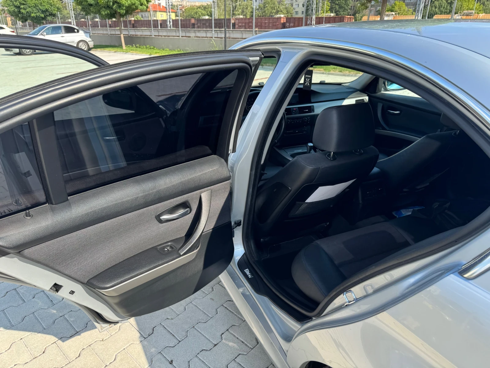 BMW 325 I, снимка 10 - Автомобили и джипове - 53818796