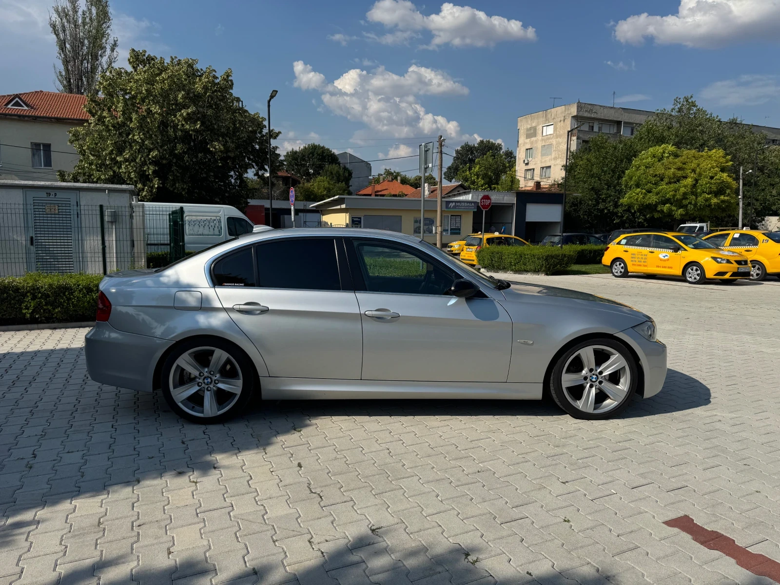 BMW 325 I, снимка 4 - Автомобили и джипове - 53818796