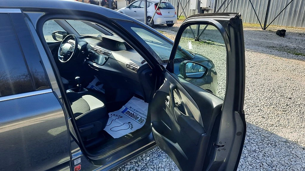 Citroen C4 Picasso 1.6 HDI, снимка 7 - Автомобили и джипове - 53850254