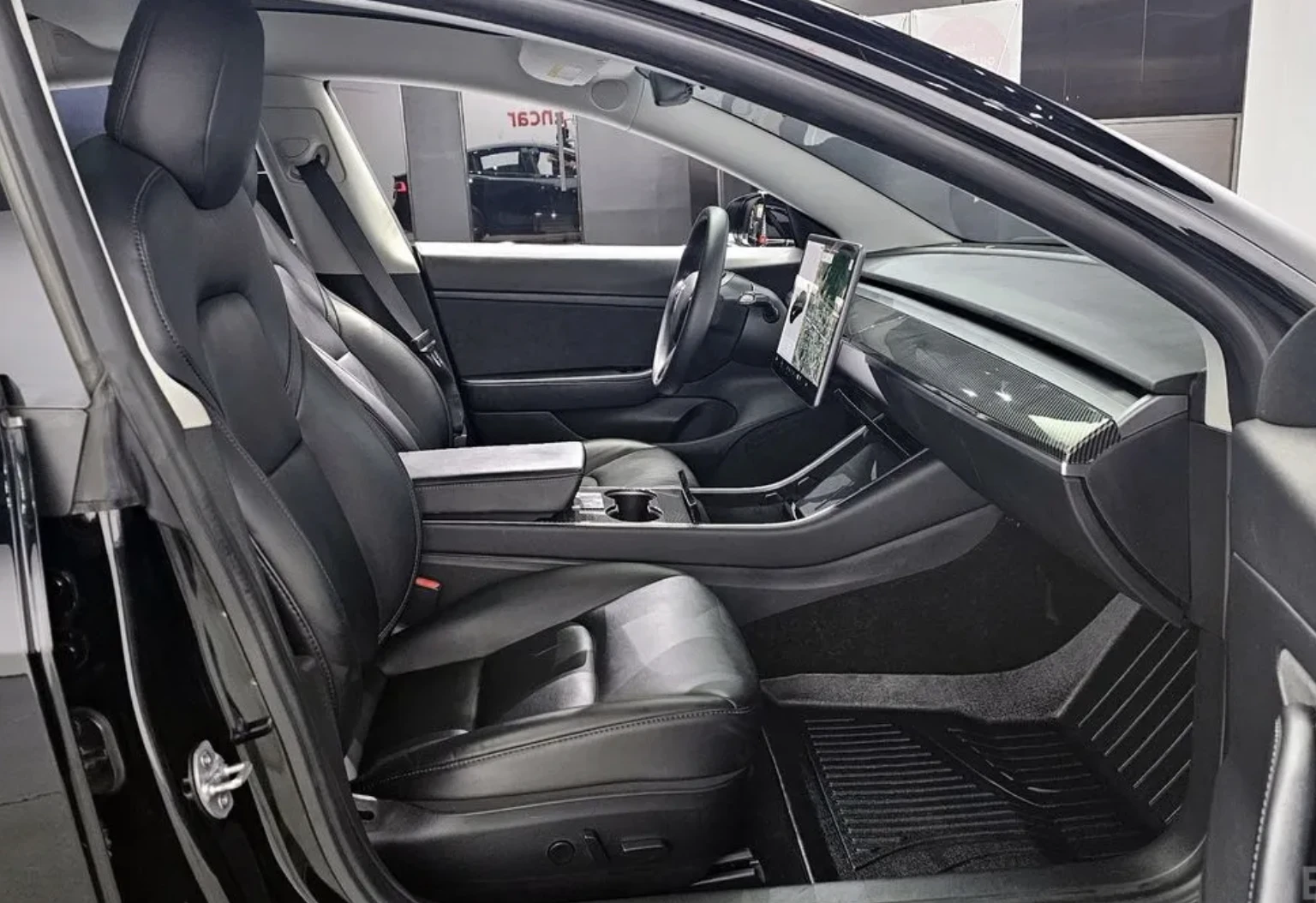 Tesla Model 3 Standard Range Plus, снимка 9 - Автомобили и джипове - 54033916