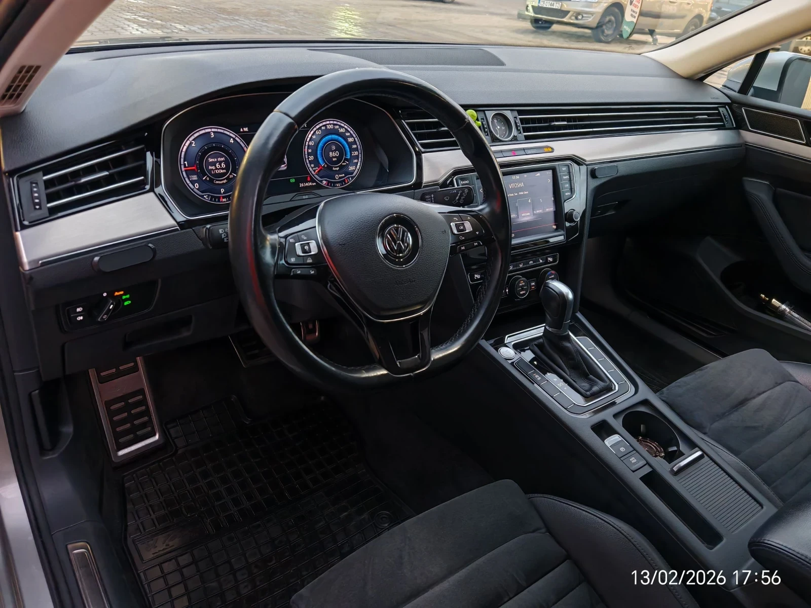 VW Passat 2.0 TDI * DSG* HIGHLINE* DIGITAL COCKPIT , снимка 16 - Автомобили и джипове - 54185158