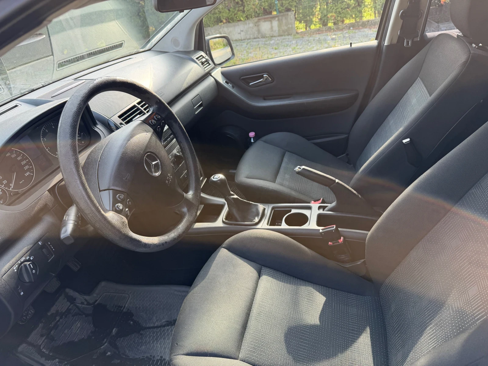 Mercedes-Benz A 150 1.5 бензин, снимка 7 - Автомобили и джипове - 54177337