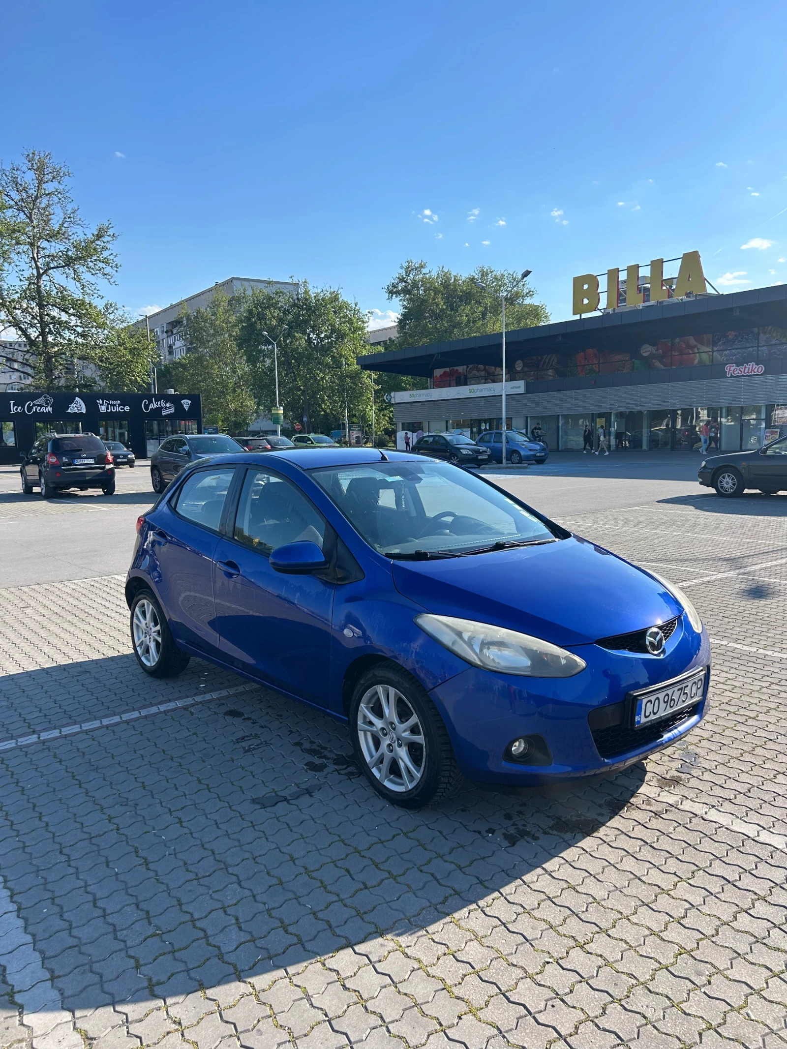 Mazda 2