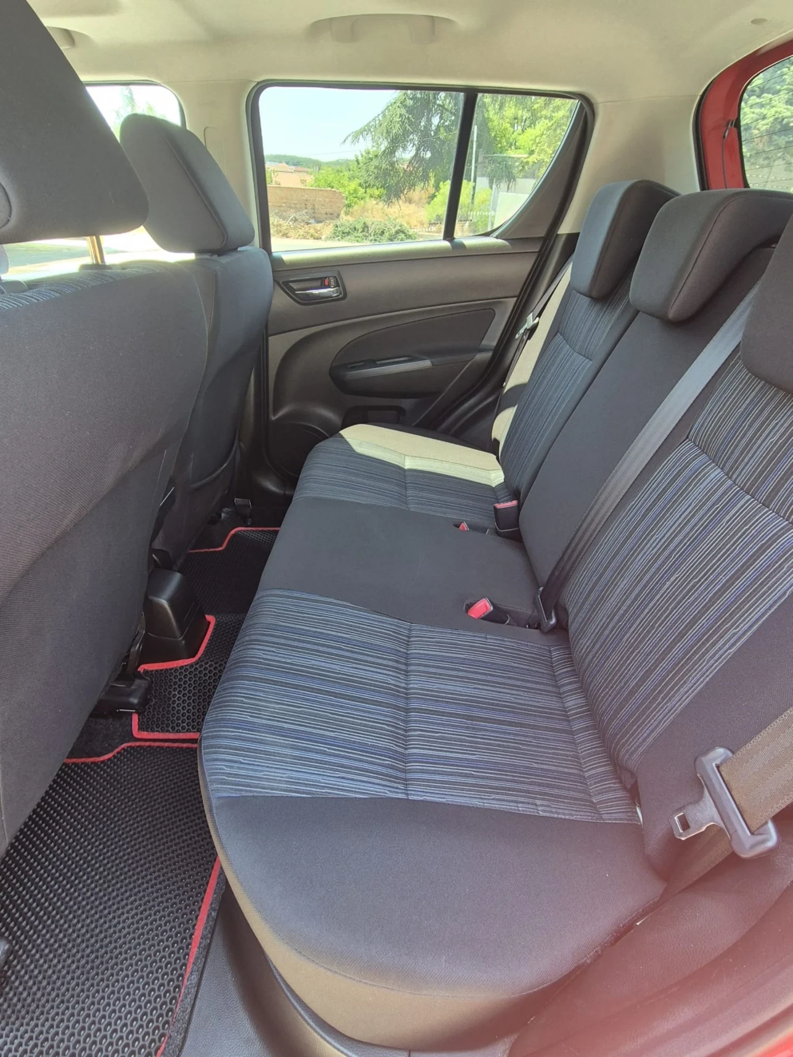 Suzuki Swift, снимка 5 - Автомобили и джипове - 54595527