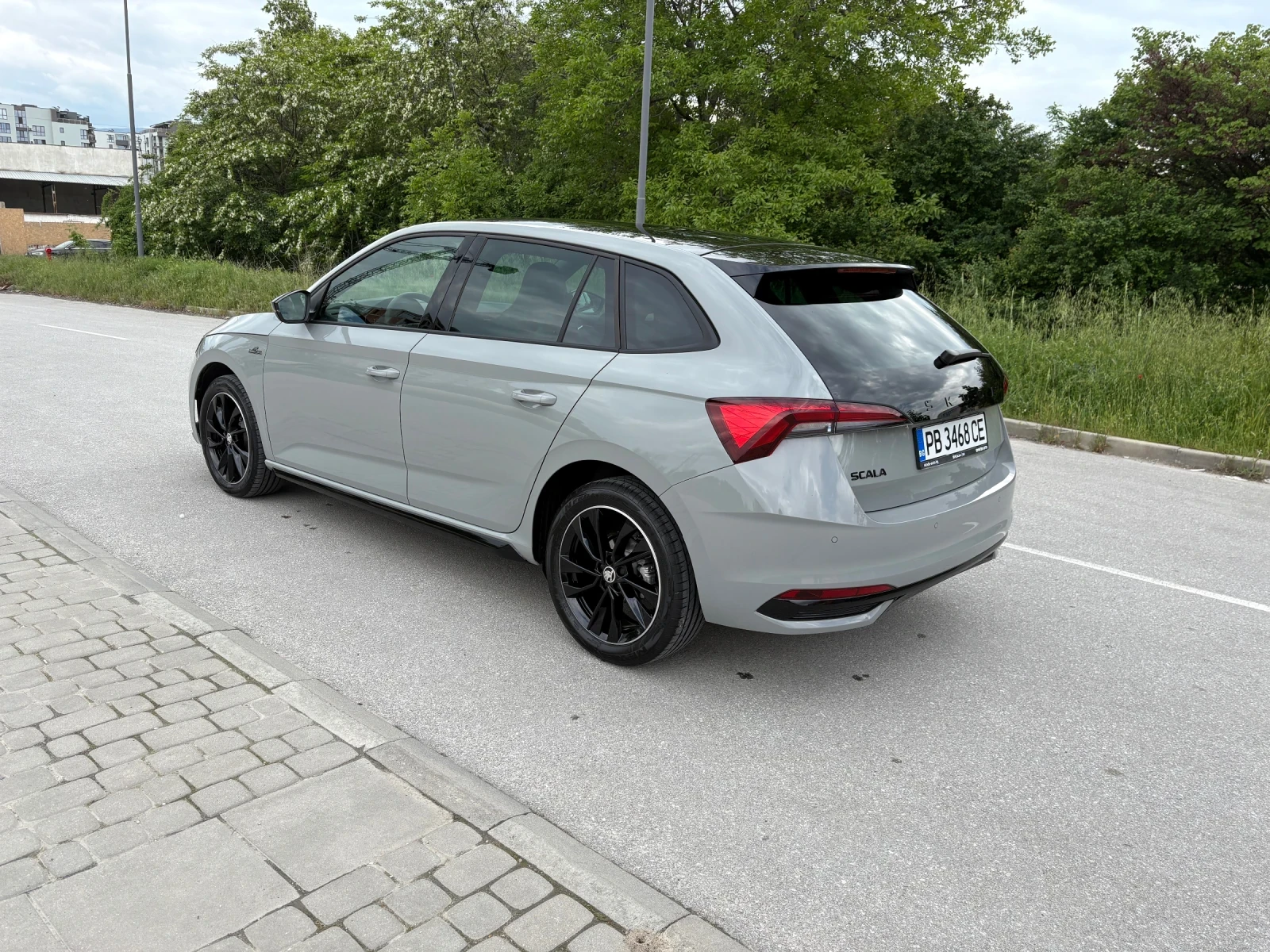 Skoda Scala 1.5 TSI MONTE CARLO PLUS/MATRIX/PANORAMA/НОВА , снимка 3 - Автомобили и джипове - 54683394
