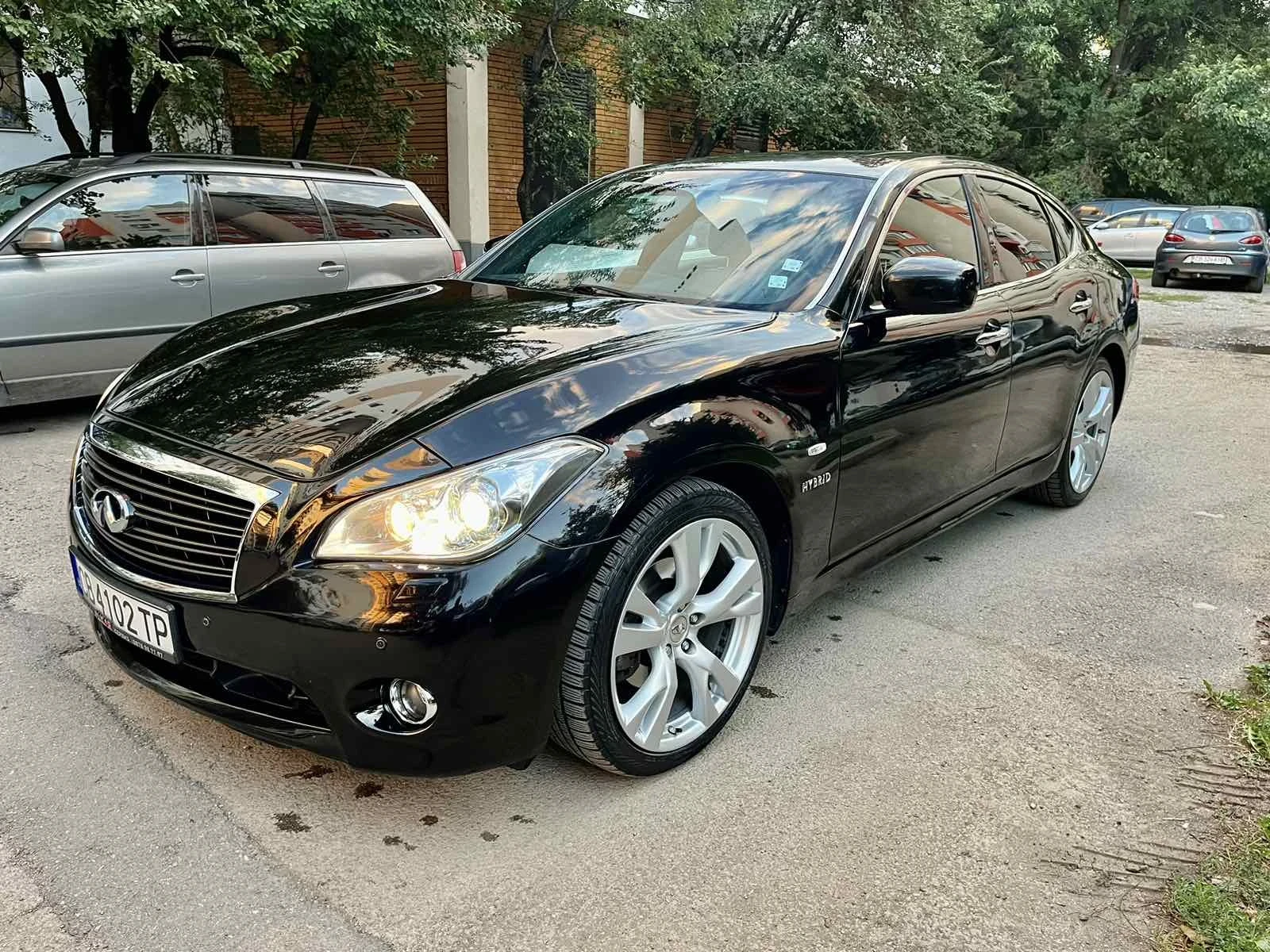 Infiniti M 35 Hibrid