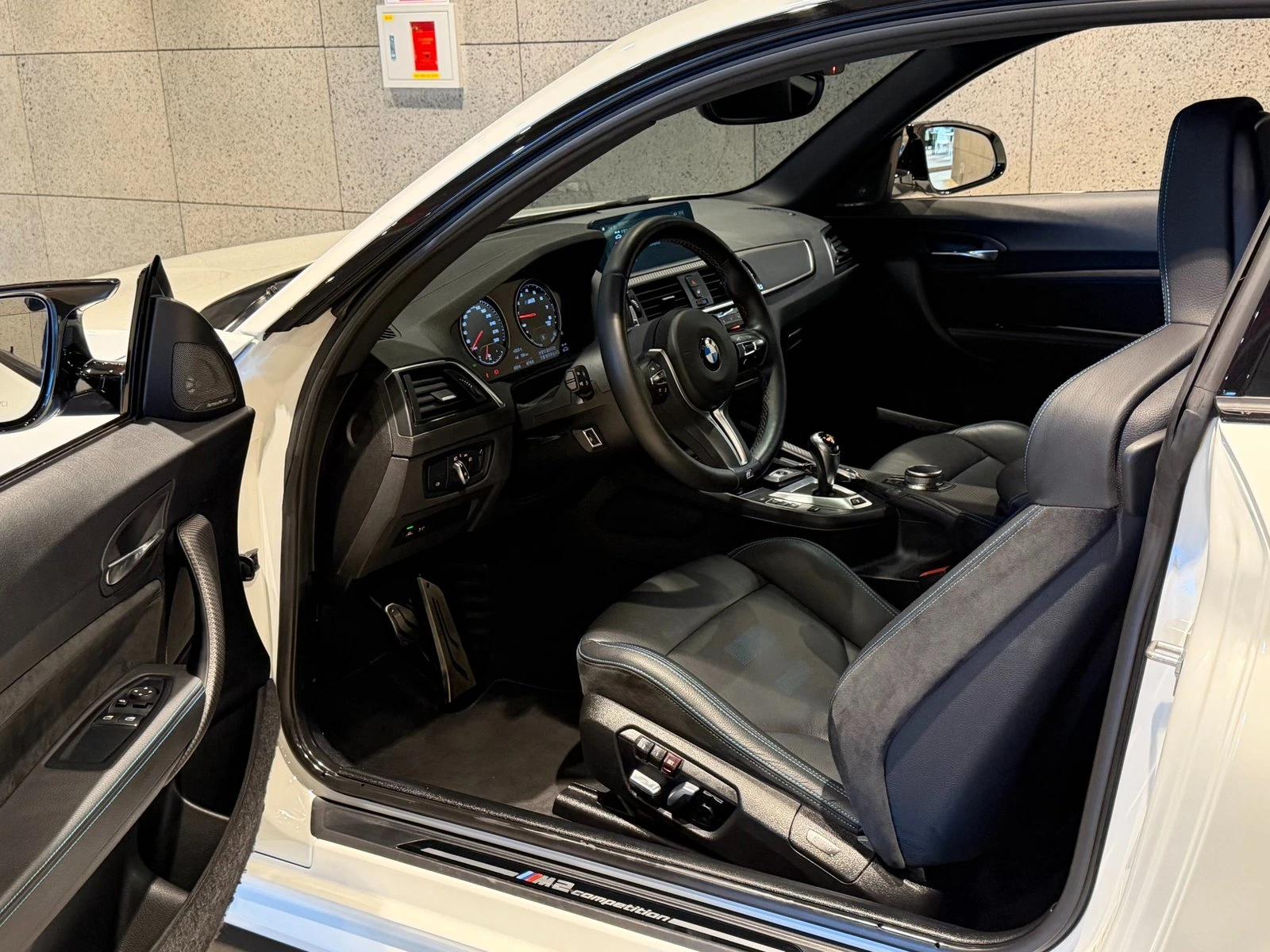 BMW M2 Competition* KEYLESS* ������� �����* ������ ���� | Mobile.bg � ����������� 13