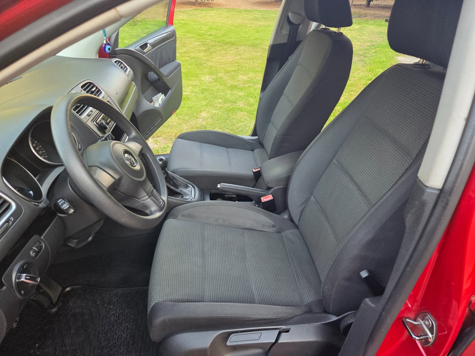 VW Golf 6 2.0 TDI 140 k.c., снимка 8 - Автомобили и джипове - 55351368