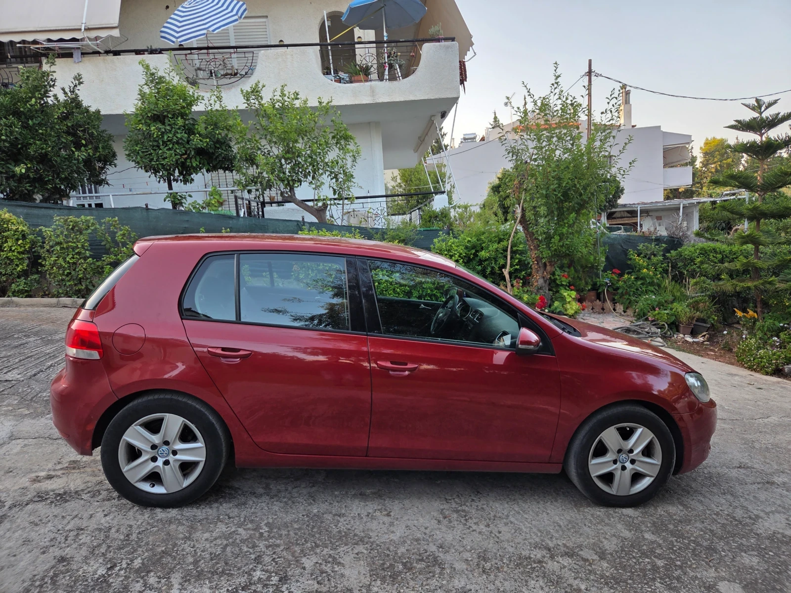 VW Golf 6 2.0 TDI 140 k.c., снимка 4 - Автомобили и джипове - 55351368