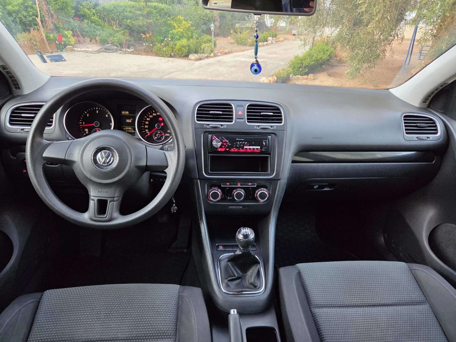 VW Golf 6 2.0 TDI 140 k.c., снимка 10 - Автомобили и джипове - 55351368