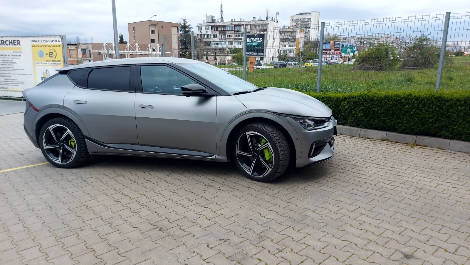 Kia EV6 GT, снимка 16 - Автомобили и джипове - 55390237