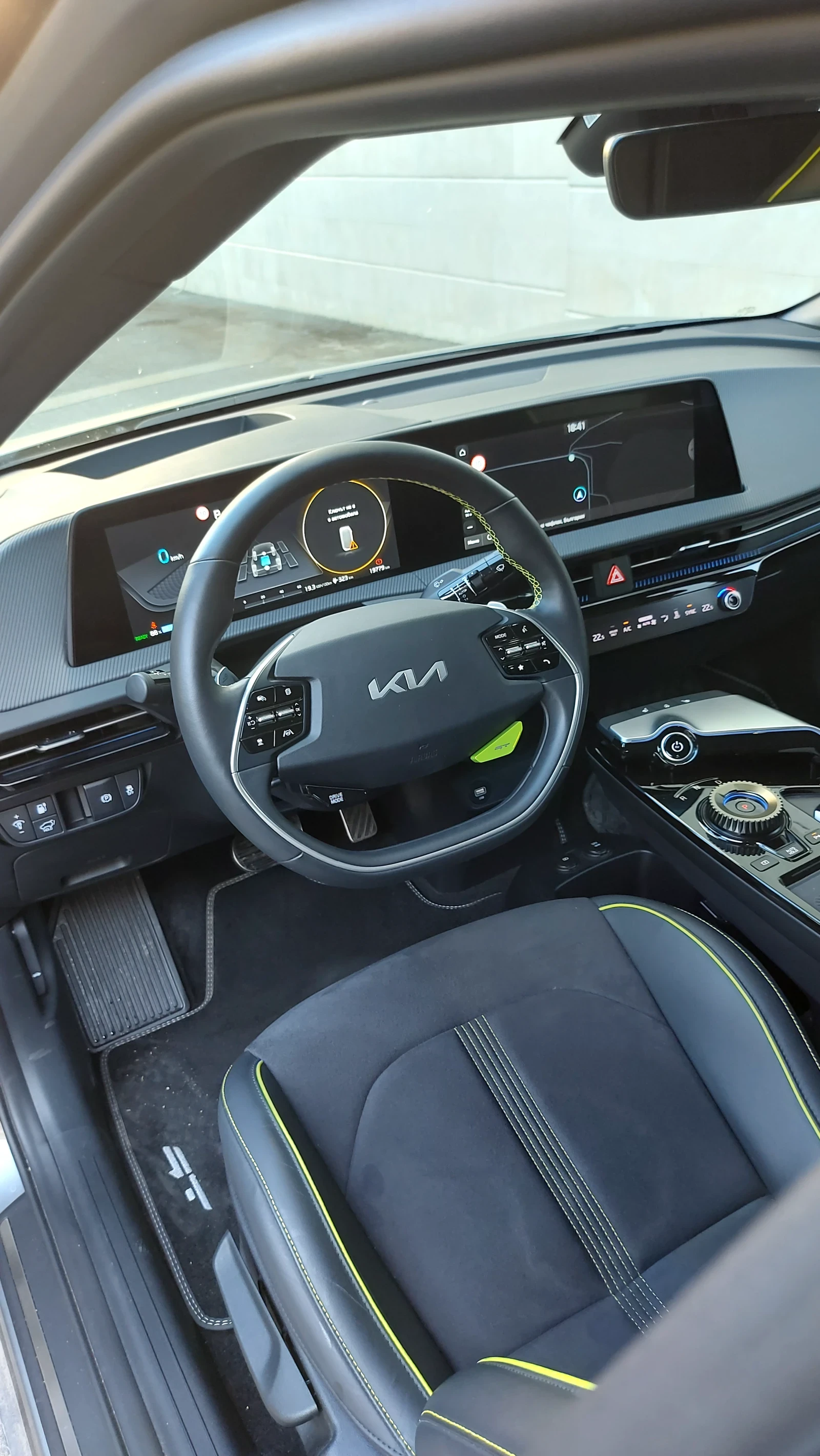 Kia EV6 GT, снимка 9 - Автомобили и джипове - 55985505