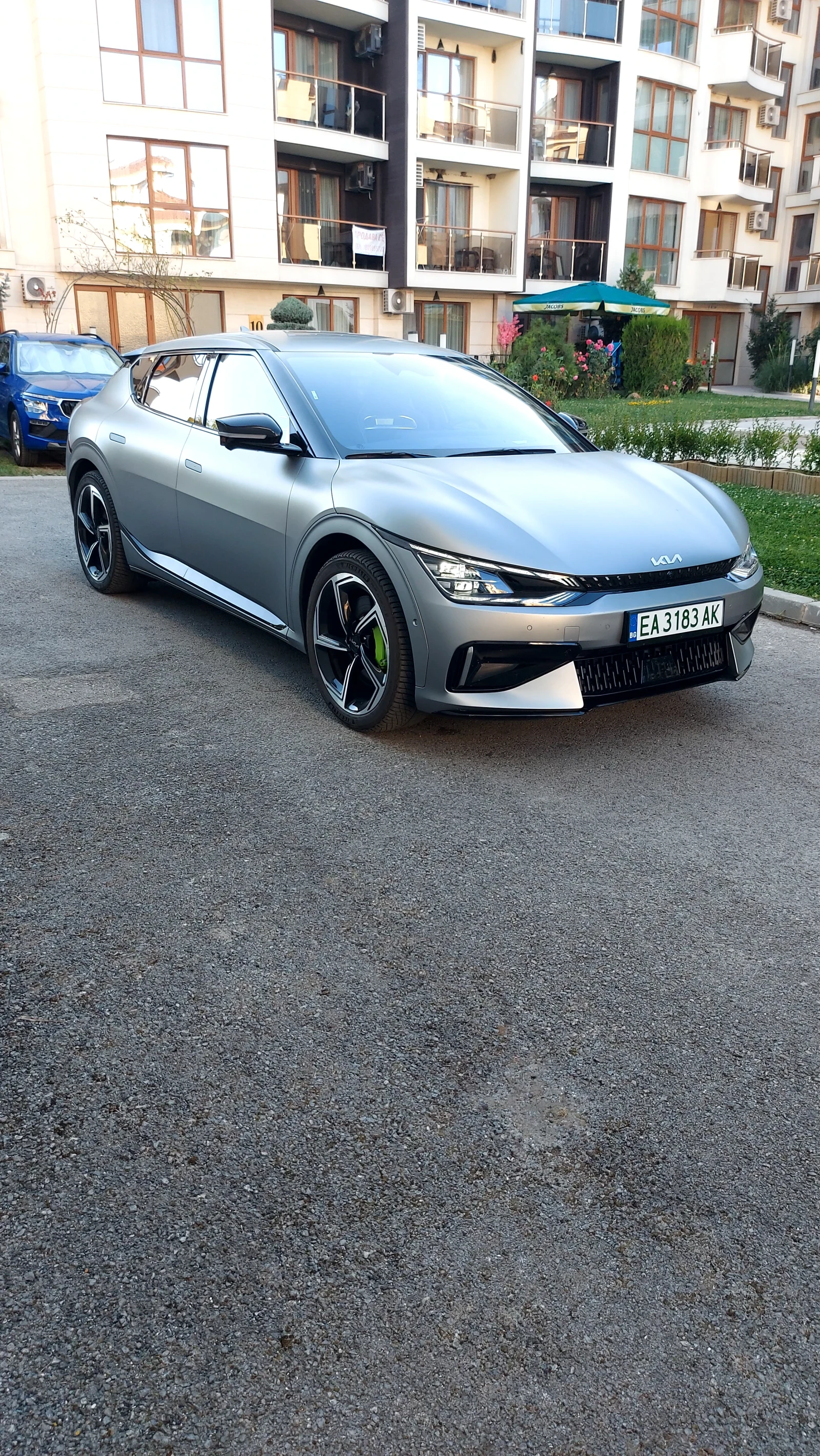 Kia EV6 GT, снимка 8 - Автомобили и джипове - 55985505