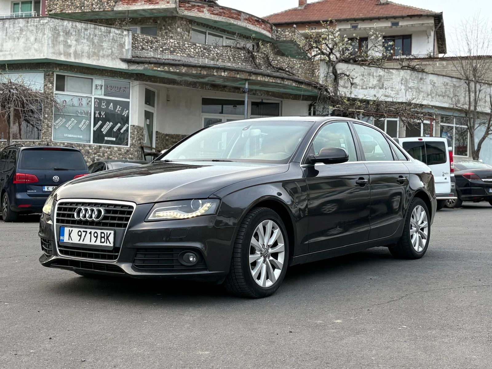 Audi A4, снимка 2 - Автомобили и джипове - 55435865
