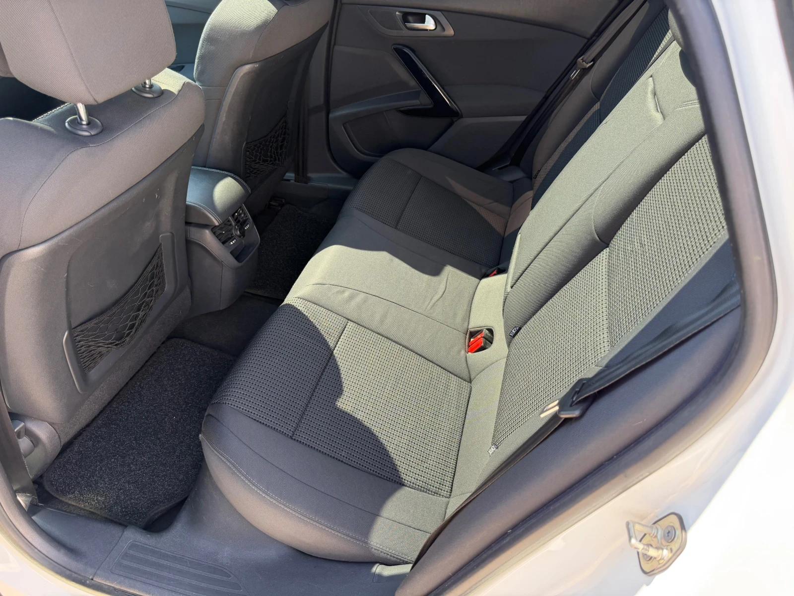 Peugeot 508 2.0HDi 163k.с NAVI Автоматик, снимка 13 - Автомобили и джипове - 55477140