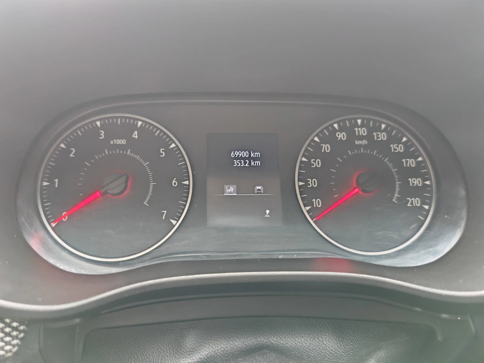 Dacia Sandero III, 1.0 TCe EcoG ��� | Mobile.bg � ����������� 10