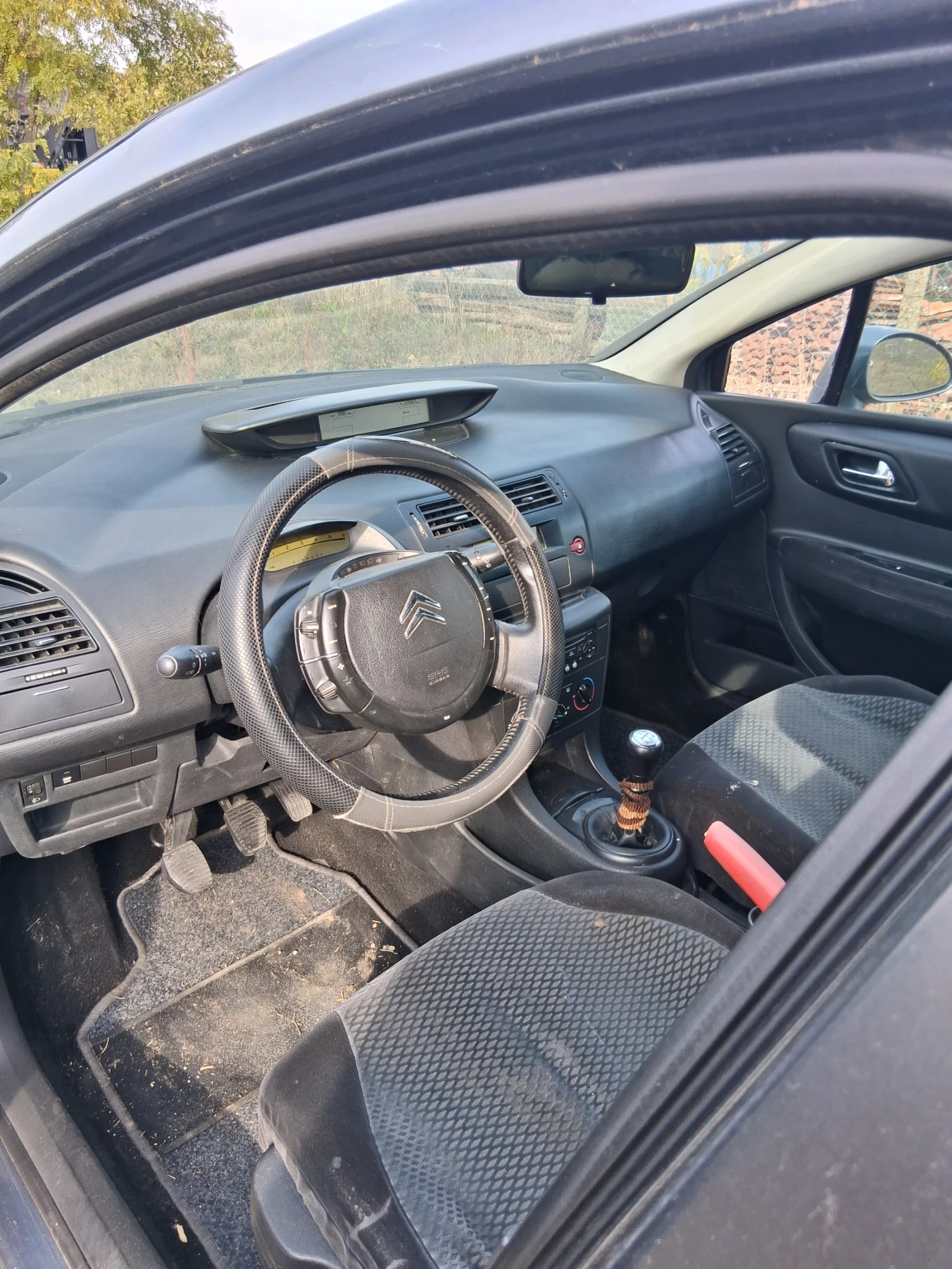 Citroen C4 1.6 HDI, снимка 4 - Автомобили и джипове - 56241316