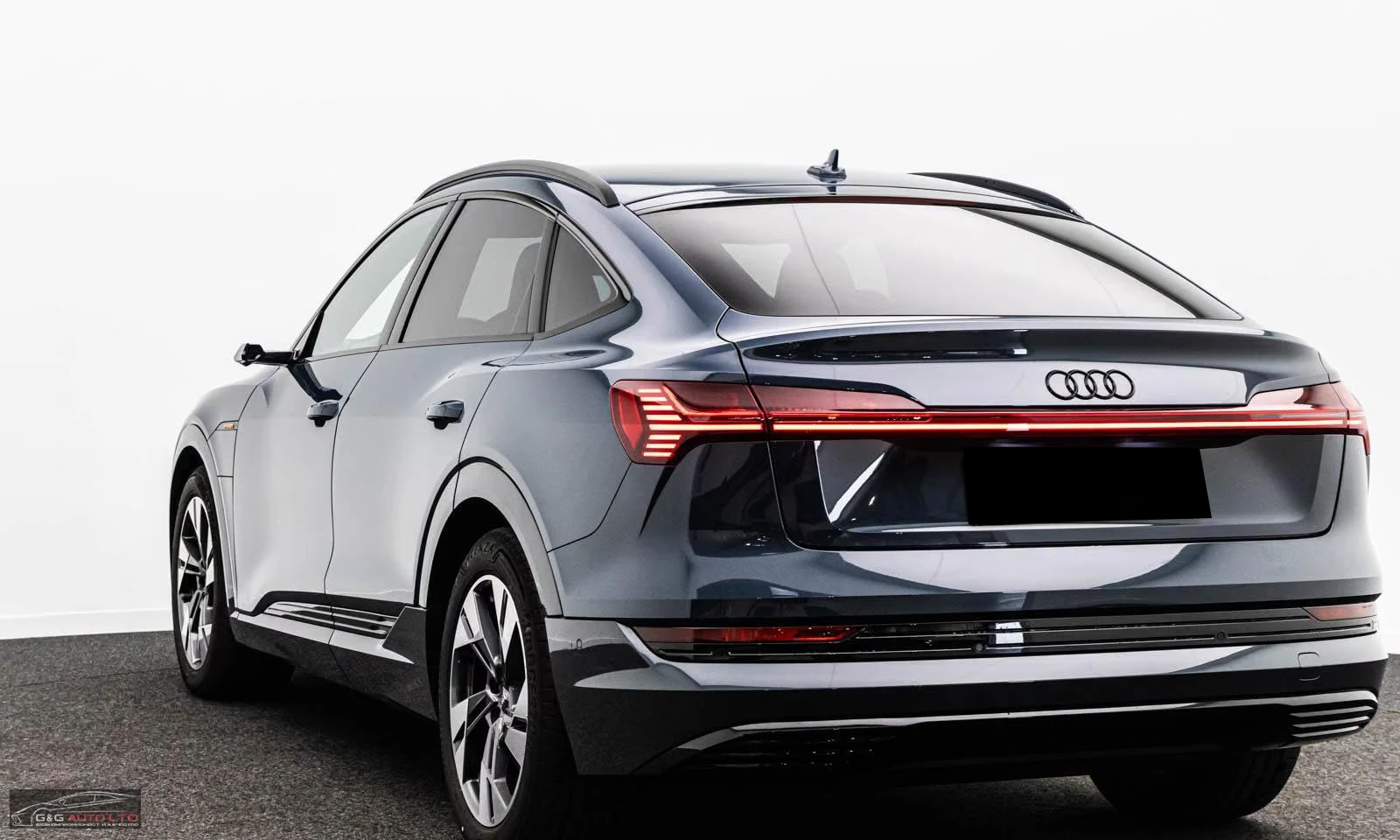 Audi E-Tron SPORTBACK/55/408HP/CAM/DIAMOND/SLINE/BLACK/922z | Mobile.bg � ����������� 5