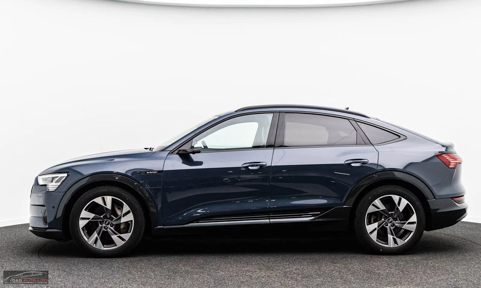 Audi E-Tron SPORTBACK/55/408HP/CAM/DIAMOND/SLINE/BLACK/922z | Mobile.bg � ����������� 4