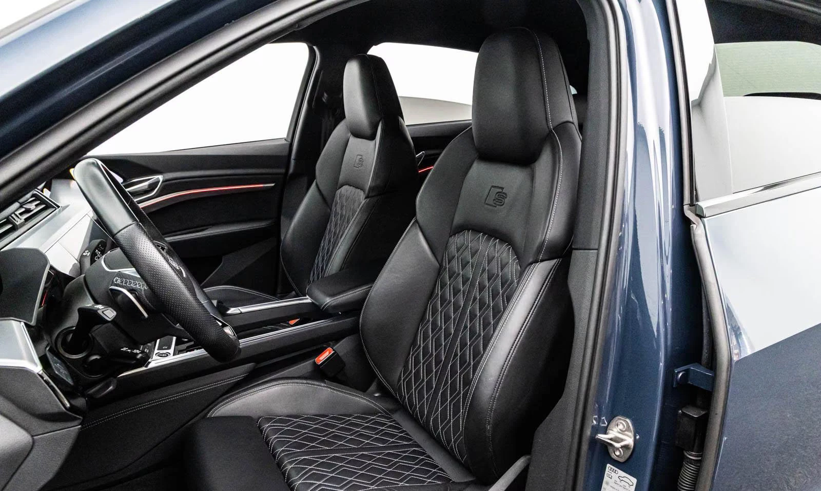 Audi E-Tron SPORTBACK/55/408HP/CAM/DIAMOND/SLINE/BLACK/922z | Mobile.bg � ����������� 12