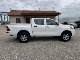 Toyota Hilux 2.4D 4X4 72 000 KM, снимка 8