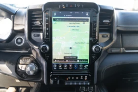 Dodge RAM 1500 Limited Crew Cab 4X4, снимка 12