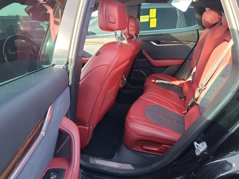 Maserati Levante Q4/1 Собственик/Автофинансиране, снимка 10 - Автомобили и джипове - 52719962