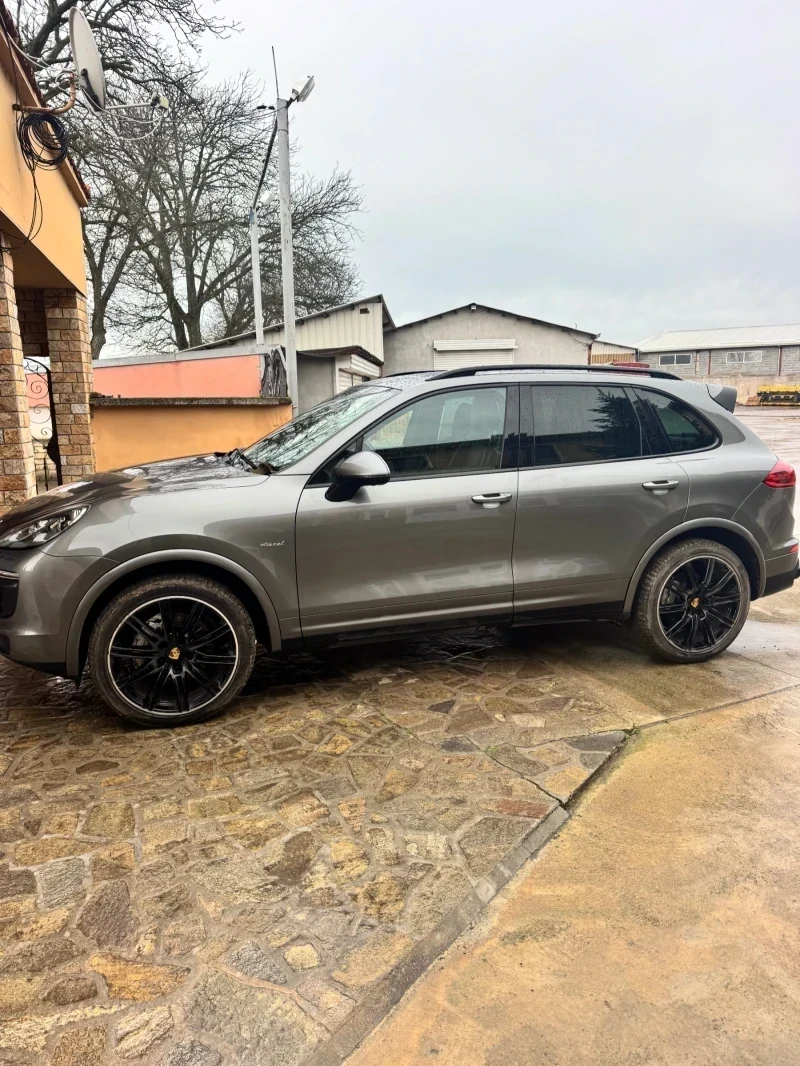 Porsche Cayenne S 4.2 full options , снимка 2 - Автомобили и джипове - 53191343