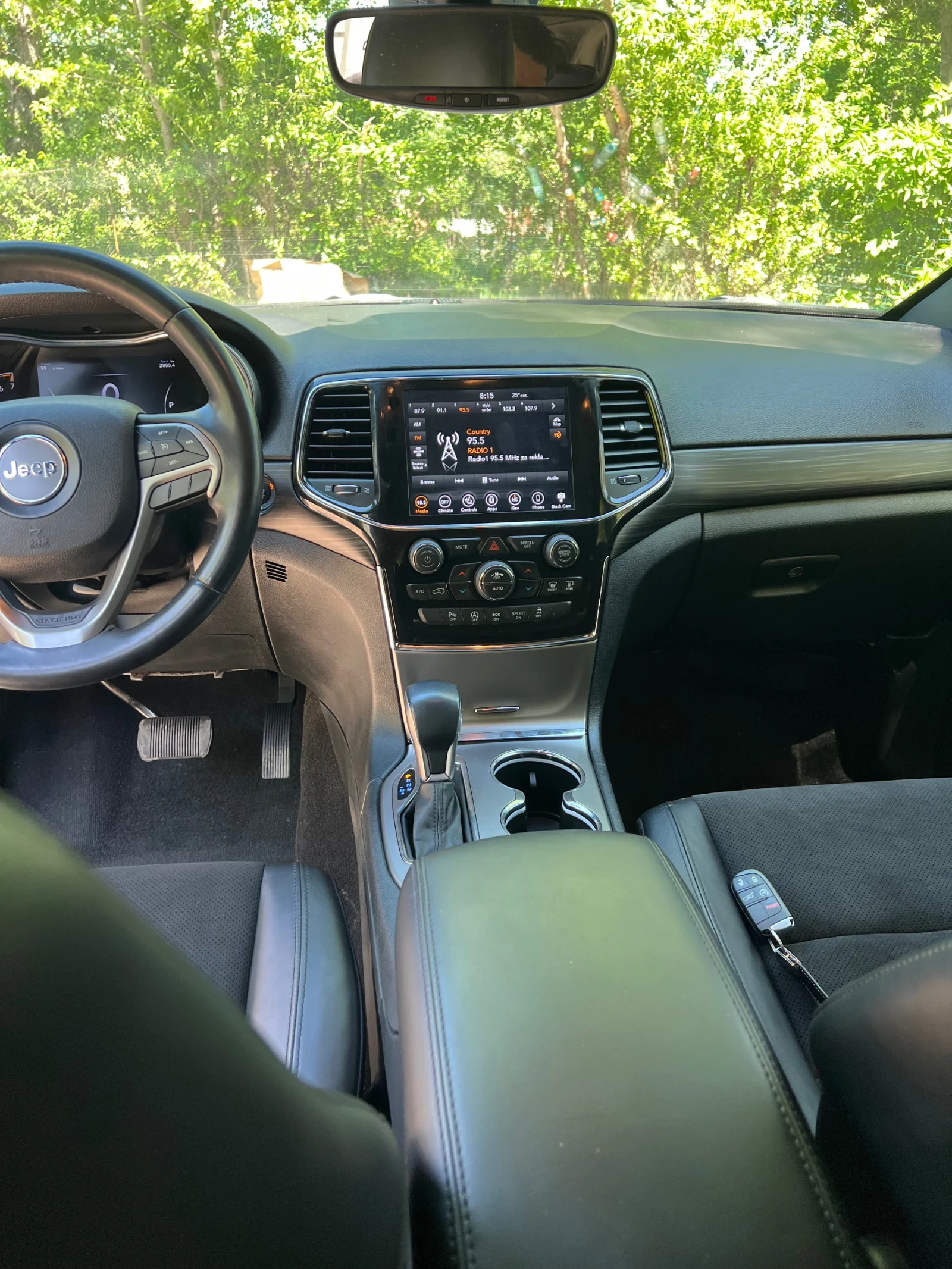Jeep Grand cherokee 2022г 33000км - изображение 6