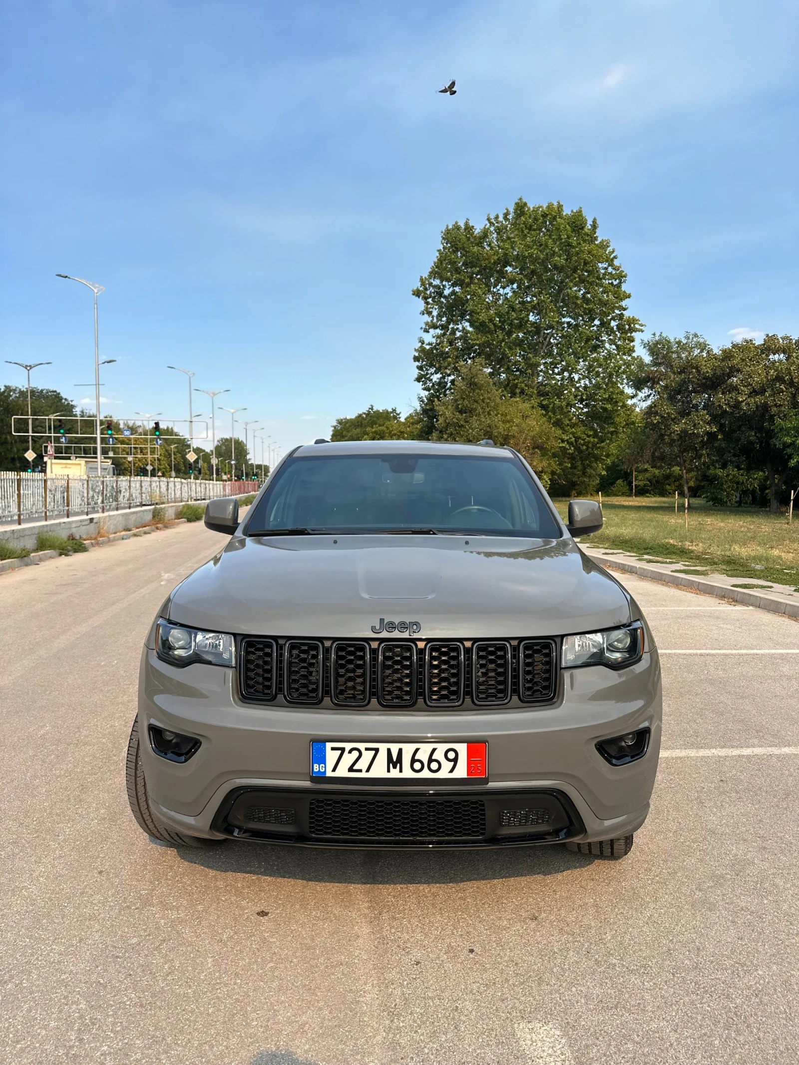 Jeep Grand cherokee 2021г 35000км Nardo Grey FINAL EDITION - изображение 2