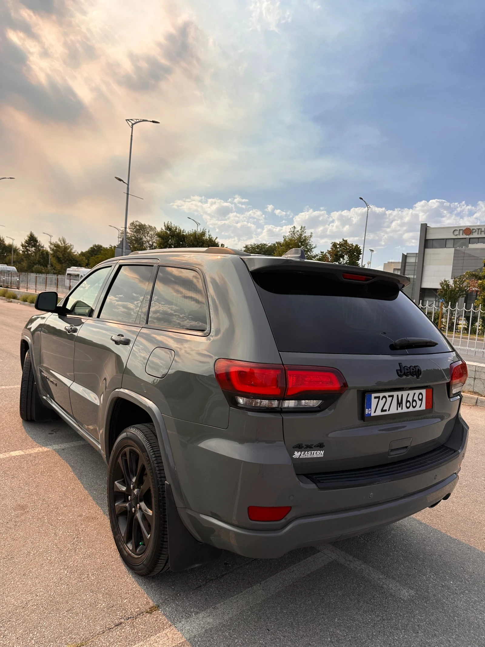 Jeep Grand cherokee 2021г 35000км Nardo Grey FINAL EDITION - изображение 5