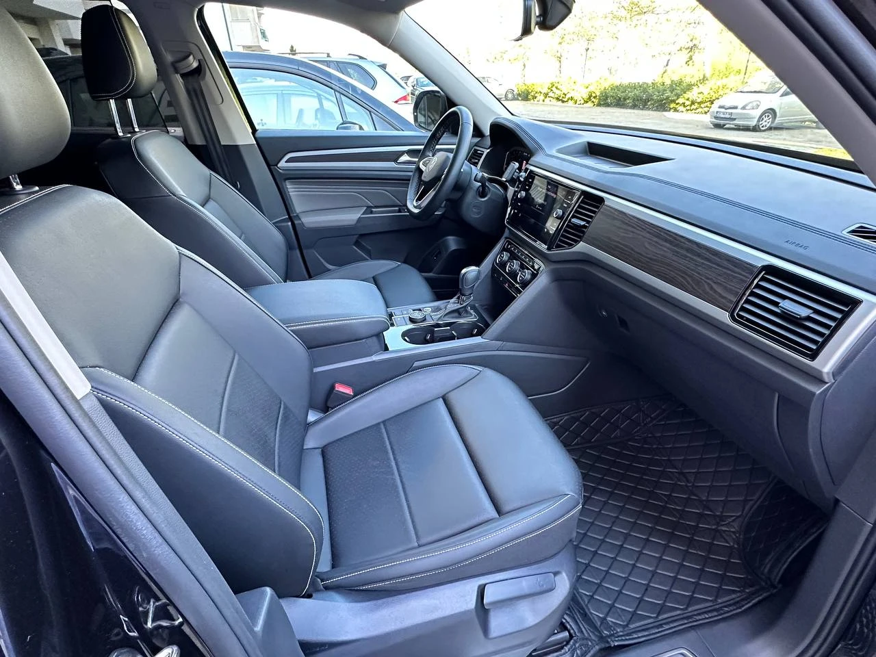 VW Atlas 2.0L 4Motion, R-Line - изображение 7