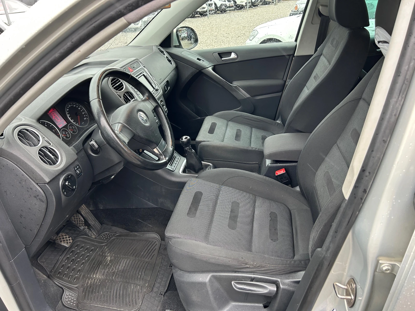 VW Tiguan 2.0TDI 4X4 EURO5A - изображение 9