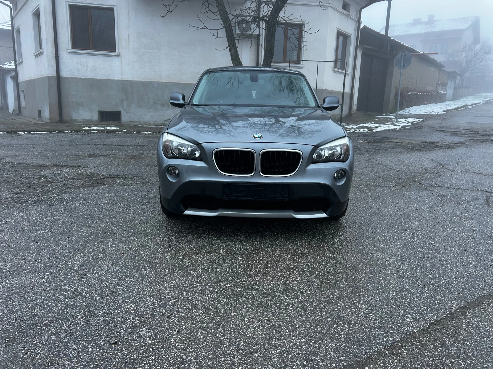 BMW X1 2.0d 143к.с.* ПОДГРЕВ* СЕРВИЗНА ИСТОРИЯ* , снимка 2 - Автомобили и джипове - 53805375