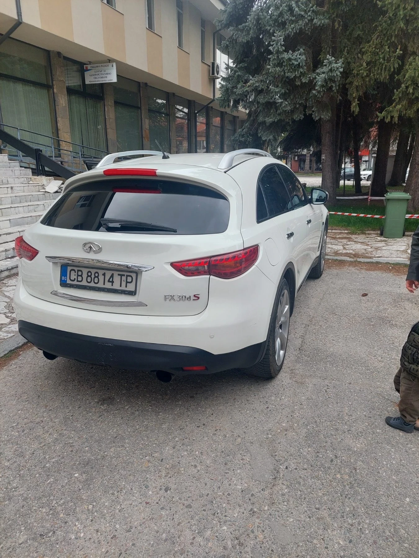 Infiniti Fx 30, снимка 3 - Автомобили и джипове - 54189998