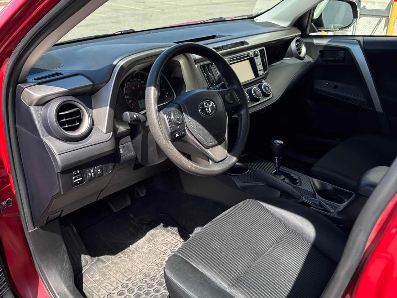 Toyota Rav4 * LE * CARFAX * ЦЕНА ДО БГ, снимка 7 - Автомобили и джипове - 54379391