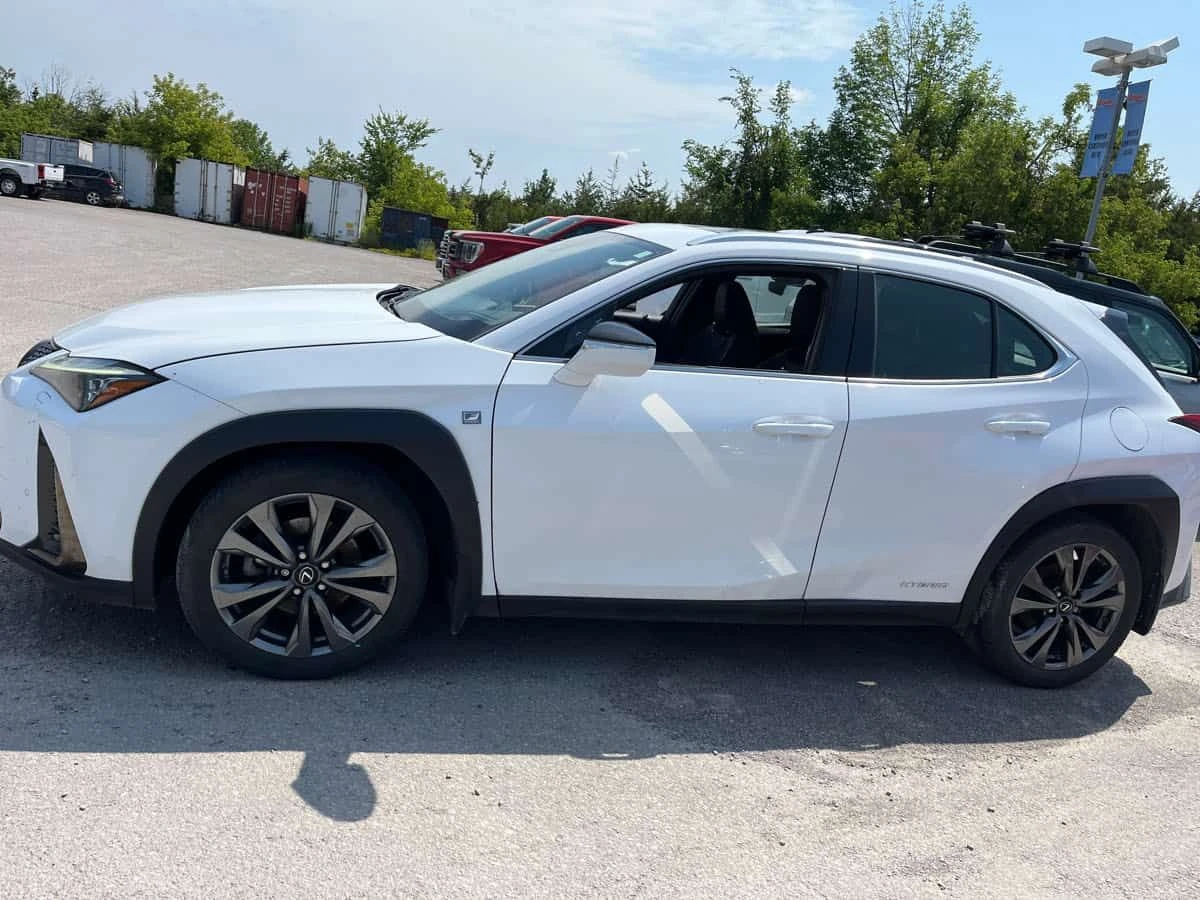 Lexus UX 250h ОБДУХВАНЕ/ШИБИДАХ/АВТОФИНАНСИРАНЕ, снимка 3 - Автомобили и джипове - 54719336