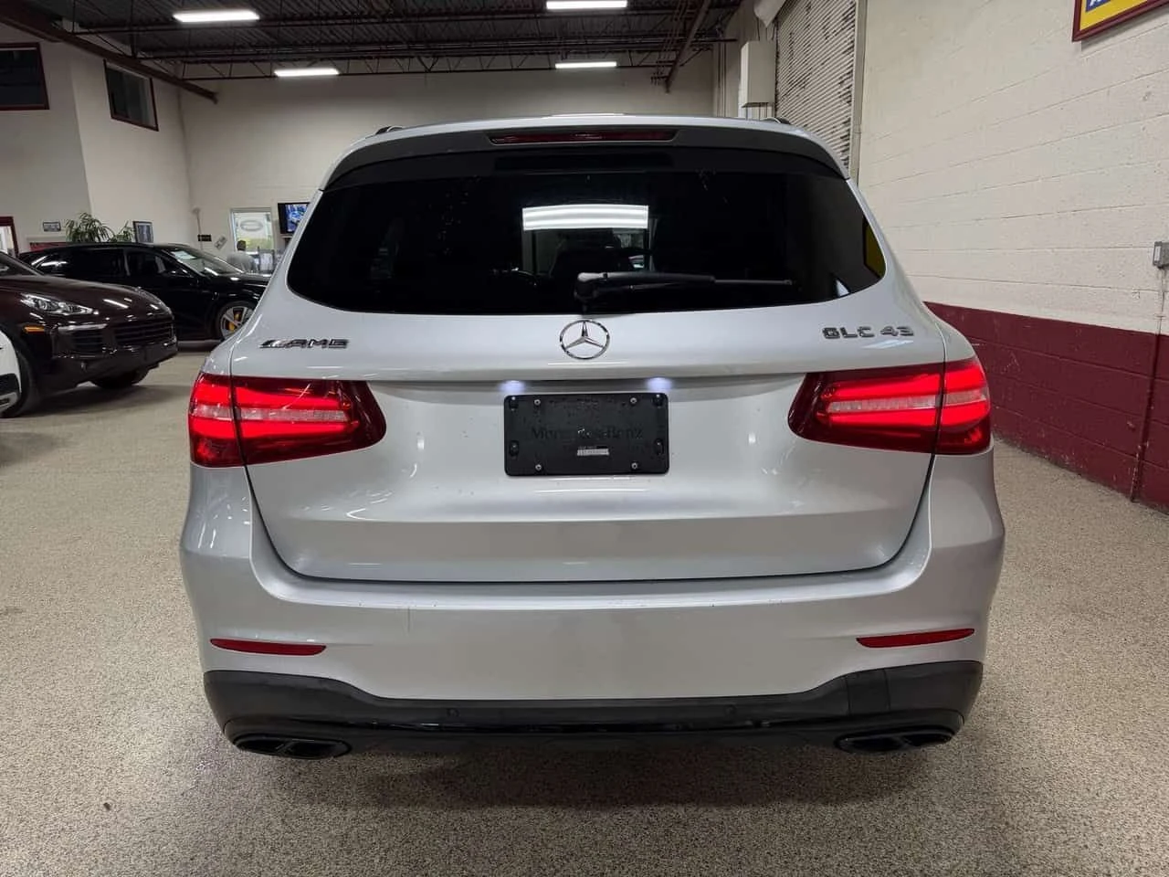 Mercedes-Benz GLC 43 AMG * CARFAX * ЦЕНА ДО БГ, снимка 5 - Автомобили и джипове - 54742538