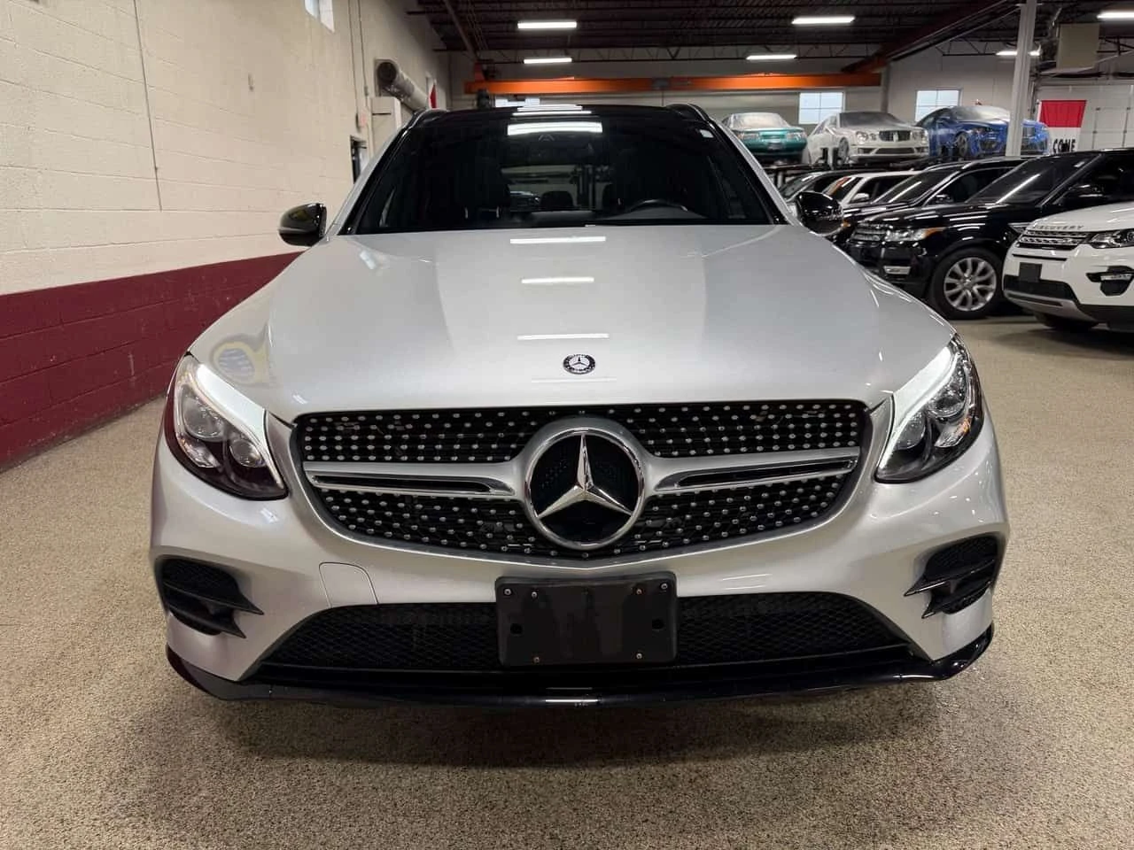 Mercedes-Benz GLC 43 AMG * CARFAX * ЦЕНА ДО БГ, снимка 8 - Автомобили и джипове - 54742538