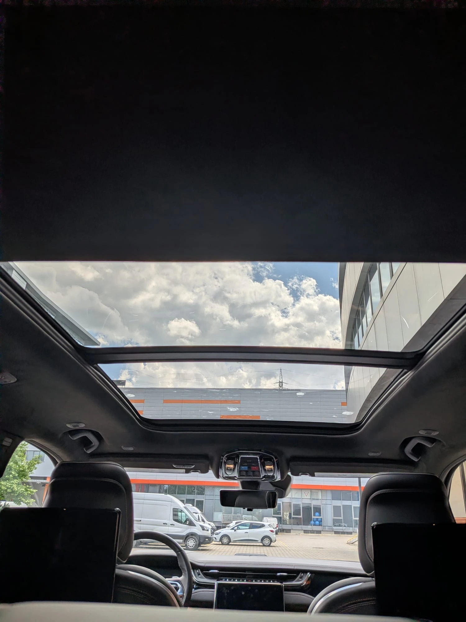 Jeep Grand cherokee 2.0 4XE* PLUGIN HYBRID* SUMMIT* RESERVE* FULL* , снимка 13 - Автомобили и джипове - 54810162