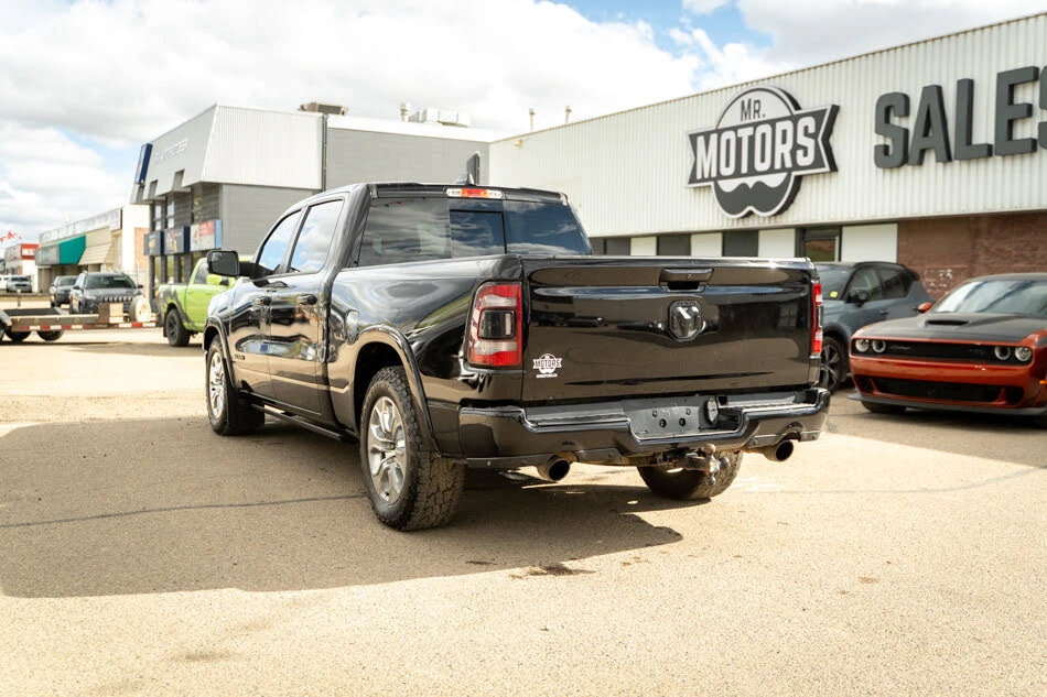 Dodge RAM 1500 Limited Crew Cab 4X4, снимка 2 - Автомобили и джипове - 54867109