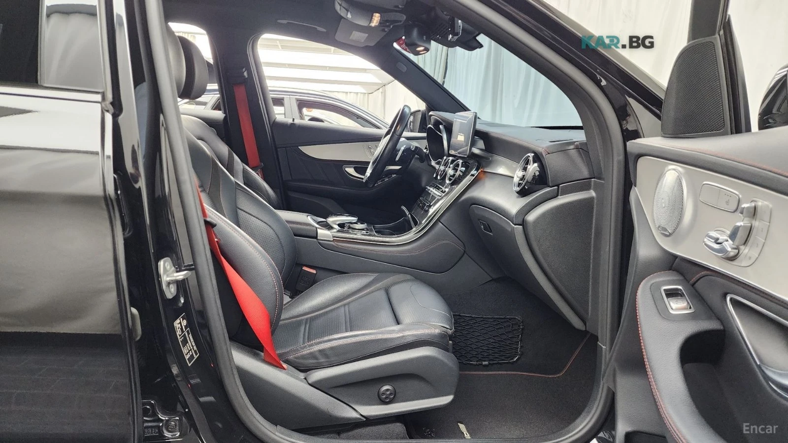 Mercedes-Benz GLC 43 AMG 4MATIC* BURMESTER* HUD* 360* КАМЕРА* ПОДГРЕВ* , снимка 9 - Автомобили и джипове - 55276943